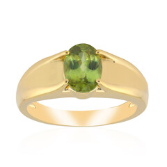 Gouden ring met een Capelinha sfeen