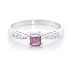 Zilveren ring met een Rajasthan rhodoliet
