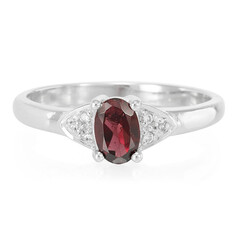 Zilveren ring met een Braziliaanse rhodoliet