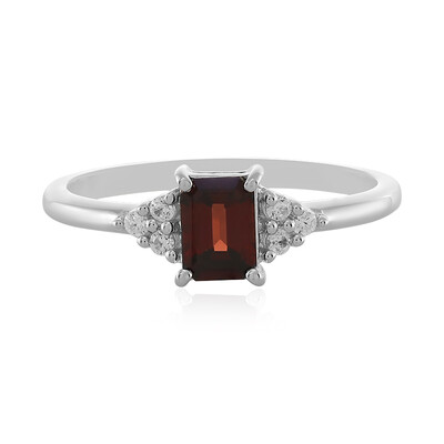 Zilveren ring met een Mozambique granaat