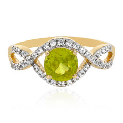 Gouden ring met een sfeen