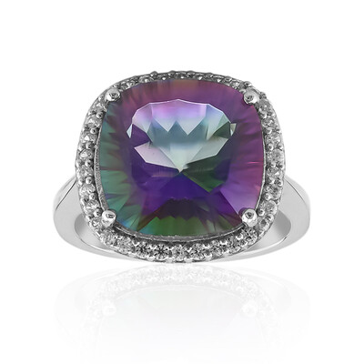 Zilveren ring met een mystieke kwarts