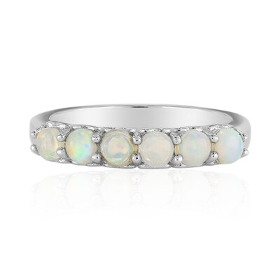 Zilveren ring met Welo-opalen