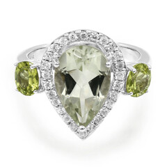 Zilveren ring met een groene amethist