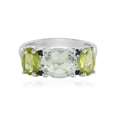 Zilveren ring met een groene amethist