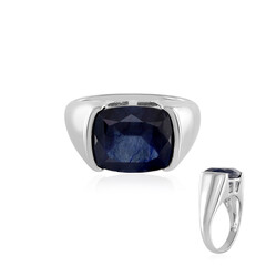 Zilveren ring met een blauwe saffier