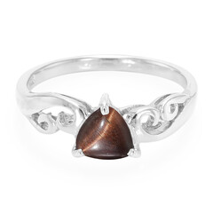 Zilveren ring met een rode tijgeroog