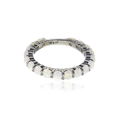 Zilveren ring met Welo-opalen