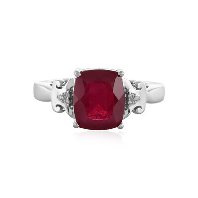 Zilveren ring met een Madagaskar Robijn