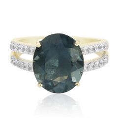 Gouden ring met een blauwe vuur opaal
