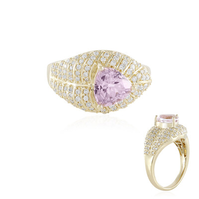 Gouden ring met een Patroke kunziet (de Melo)