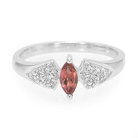 Zilveren ring met een Lindi granaat