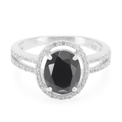 Zilveren ring met een zwarte onyx