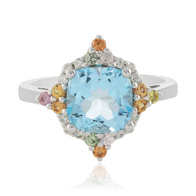 Zilveren ring met een hemel-blauwe topaas