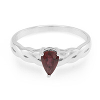 Zilveren ring met een Malawi robijn