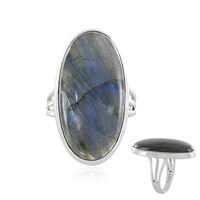 Zilveren ring met een labradoriet