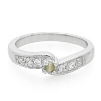 Zilveren ring met een kattenoog-alexandriet
