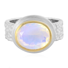 Zilveren ring met een Welo-opaal