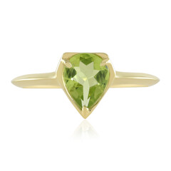 Zilveren ring met een peridoot