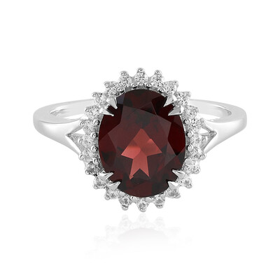 Zilveren ring met een Mozambique granaat