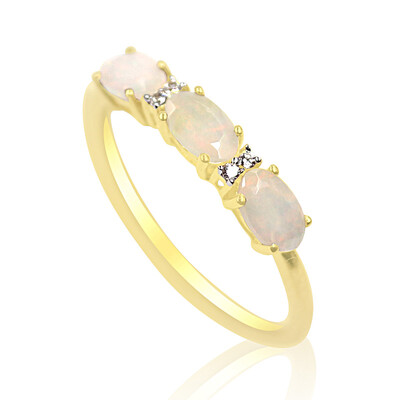 Gouden ring met Welo-opalen
