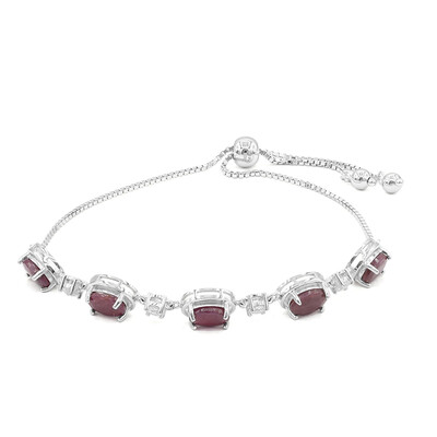 Zilveren armband met robijnen