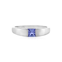 Zilveren ring met een tanzaniet