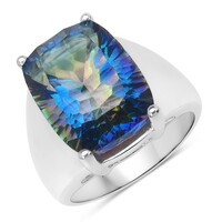 Zilveren ring met een blauwe mystieke kwarts