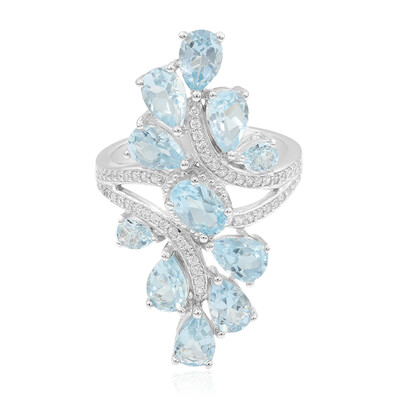 Zilveren ring met een hemel-blauwe topaas