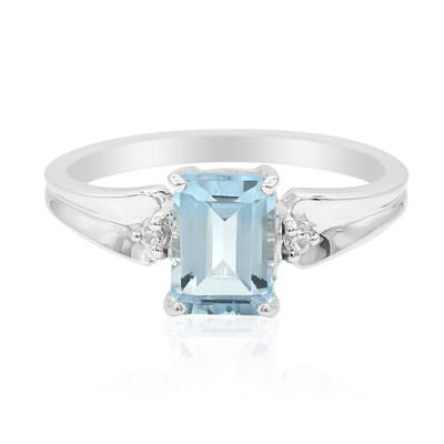 Zilveren ring met een hemel-blauwe topaas