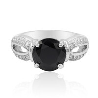 Zilveren ring met een zwarte spinel