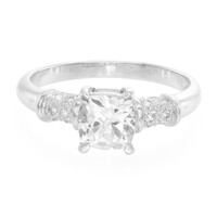 Zilveren ring met een gosheniet