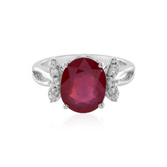 Zilveren ring met een Bemainty robijn