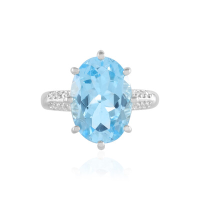 Zilveren ring met een hemel-blauwe topaas
