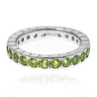 Zilveren ring met peridoots
