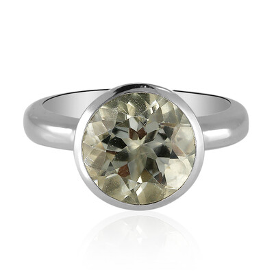 Zilveren ring met een groene amethist