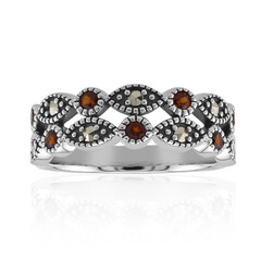 Zilveren ring met Mozambique granaten