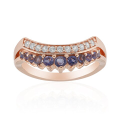 Zilveren ring met een ioliet