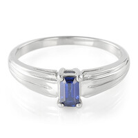 Zilveren ring met een Burmese saffier