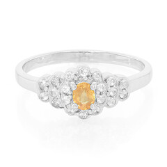 Zilveren ring met een oranje saffier