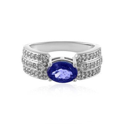 Zilveren ring met een tanzaniet