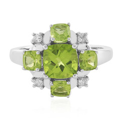 Zilveren ring met een peridoot