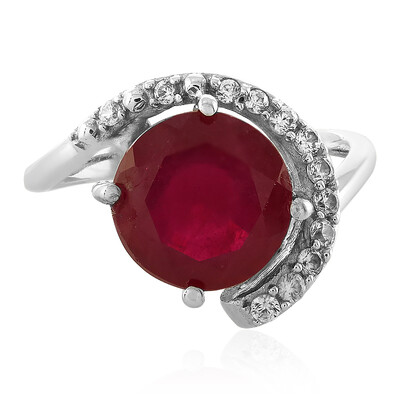 Zilveren ring met een Madagaskar Robijn