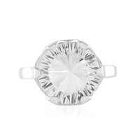 Zilveren ring met een witte kwarts