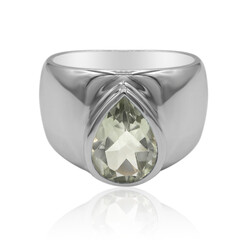 Zilveren ring met een groene amethist