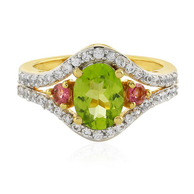 Zilveren ring met een peridoot