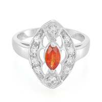 Zilveren ring met een avondrode robijn