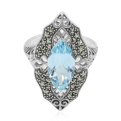 Zilveren ring met een hemel-blauwe topaas