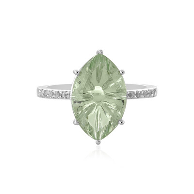 Zilveren ring met een groene amethist