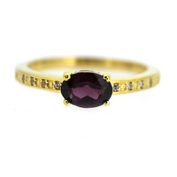 Zilveren ring met een rhodliet